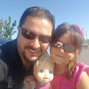 Meet your Posher, Eduardo